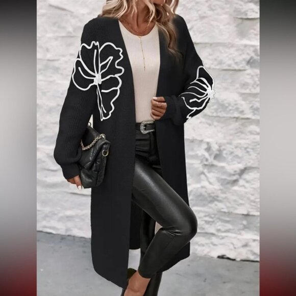 Black Floral Embroidered Womens Sweater 2XL - Picture 3 of 10